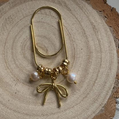 GOLD JUMBO BOW  PAPER CLIP